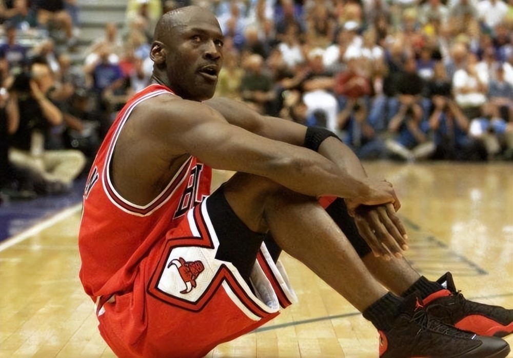 关于年轻球 关于年轻球