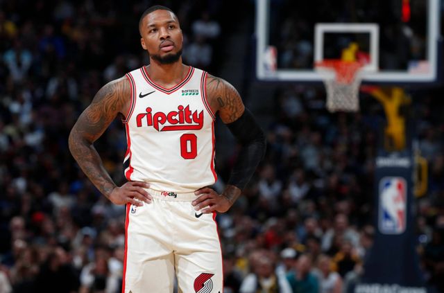 在职业足球 在职业足球