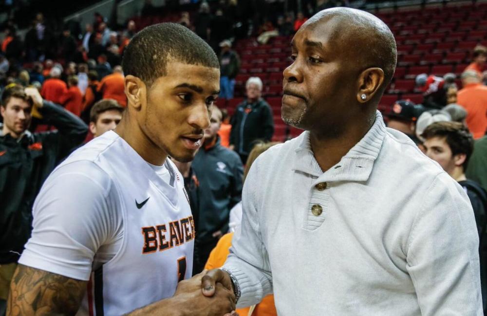 经用实际行 经用实际行