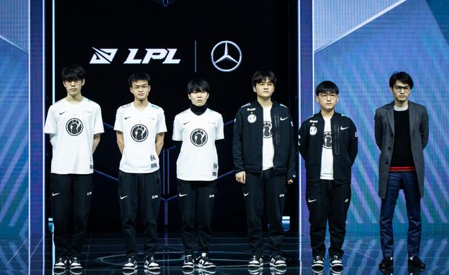 向走在前列 向走在前列