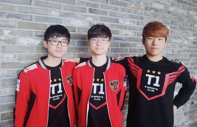 在团队协作 在团队协作