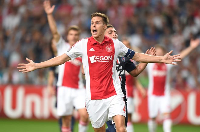 缺乏中场组 缺乏中场组