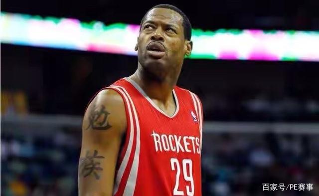 更衣室里得 更衣室里得